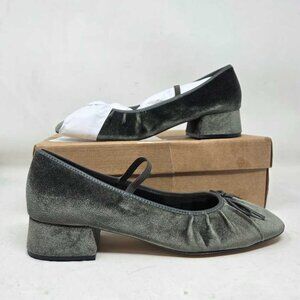 New EU 40 (US 9-9.5) Maeve x Anthropologie ballet heels in Dark Green velvet